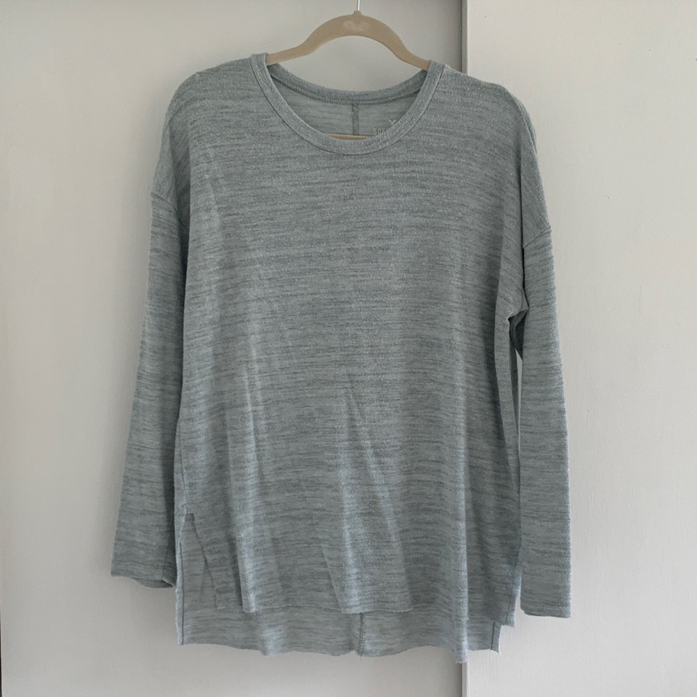 American Eagle blue top